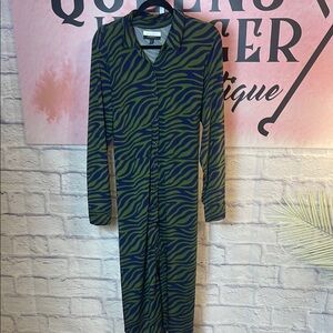 Elegant Eloquii Green/Navy Zebra Print Midi Dress Size 20 Long Sleeve Button Up